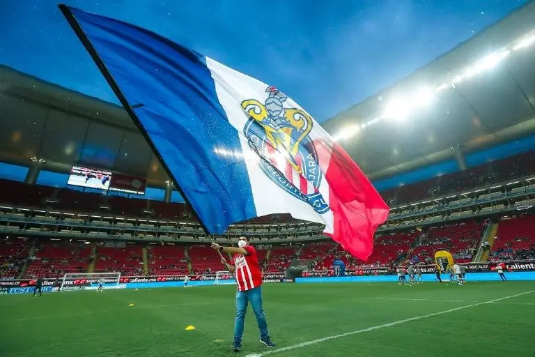 El Estadio Akron pudo ser compartido - @Chivas