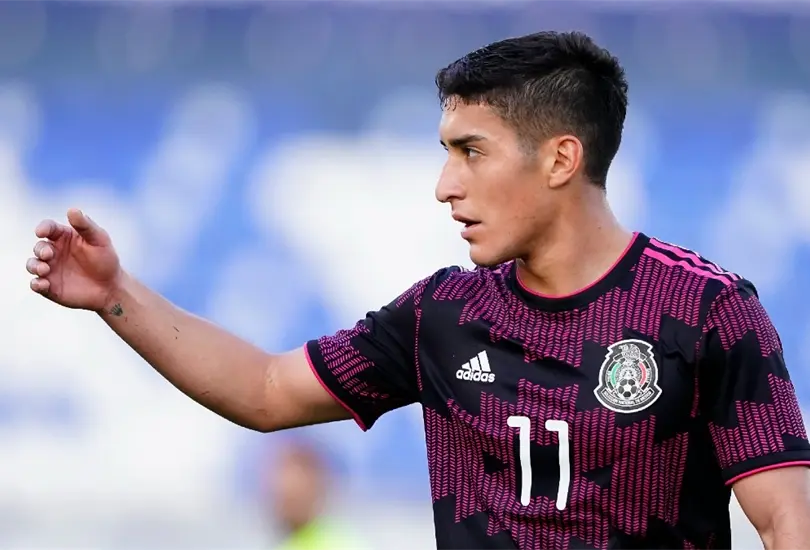 Alejandro Zendejas se rehusó a cambiar su nacionalidad ante la FIFA para jugar con México Alejandro Zendejas se rehusó a cambiar su nacionalidad ante la FIFA para jugar con México