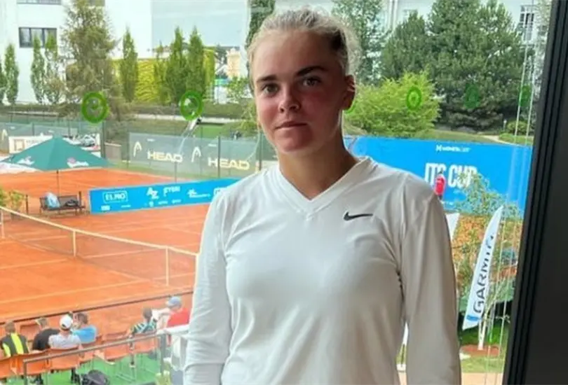 Sarra Bejlek salió en defensa de su padre ante las críticas en redes sociales. Sarra Bejlek salió en defensa de su padre ante las críticas en redes sociales.