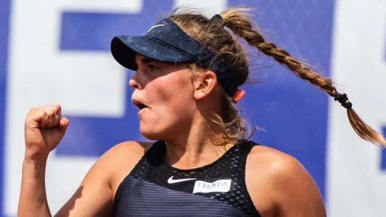 La tenista salió en defensa de su padre. Instagram - Sara Bejlek