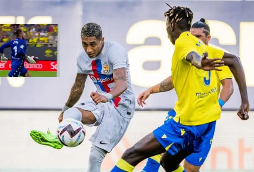 El portero del C&aacute;diz corri&oacute; por todo el campo para ayudar a un fan&aacute;tico que necesitaba asistencias m&eacute;dicas.