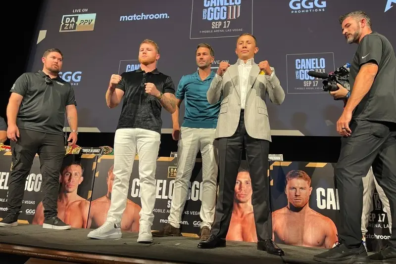 Sa&uacute;l Canelo &Aacute;lvarez ganar&aacute; una bolsa millonaria por enfrentarse a Golvkin en su trilog&iacute;a. 