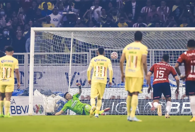El momento del gol número 10 de Henry Martín. El momento del gol número 10 de Henry Martín.