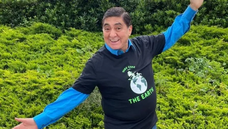 Carlos Bonavides en una sesión de fotogarfías. Insta: carlosbonavidesoficial