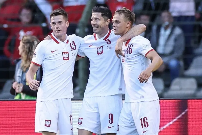 Adem&aacute;s de Robert Lewandowski, Polonia presentar&aacute; un equipo que le puede crear peligro a M&eacute;xico en Qatar 2022.