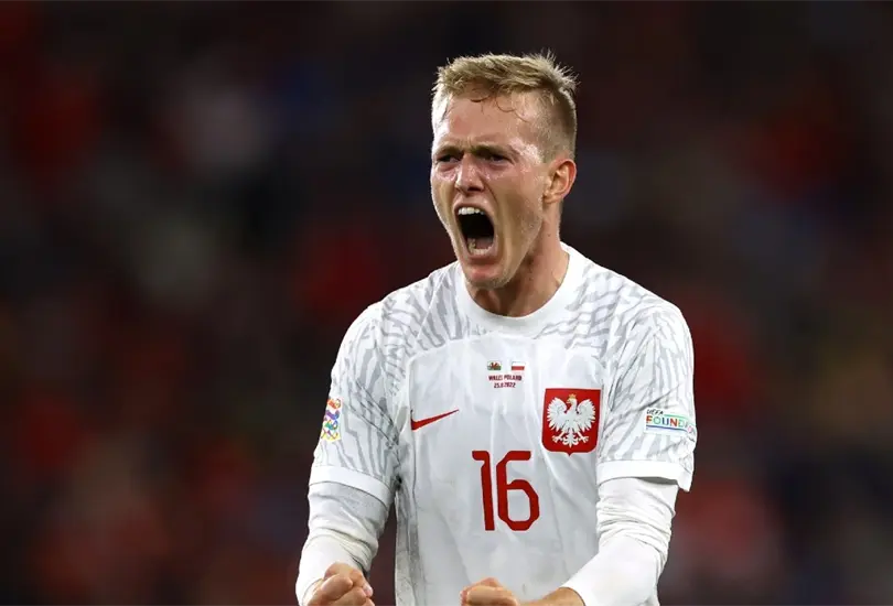 Karol Swiderski anot&oacute; el gol del triunfo de Polonia sobre Gales