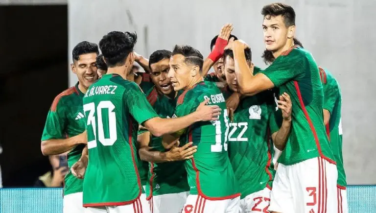 Andrés Guardado ingresó en la segunda mitad ante Perú. @miseleccionmx