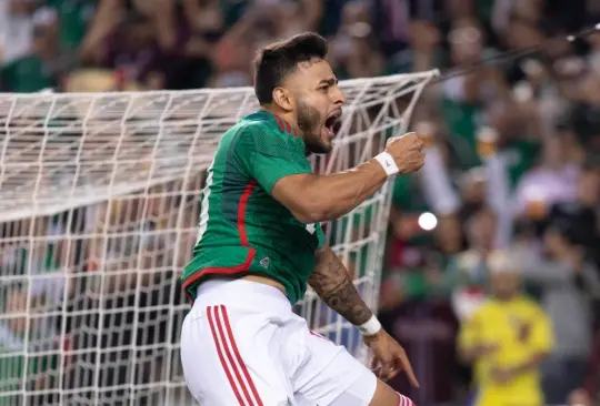 Alexis Vega es el hombre que brilla en el México vs Colombia.