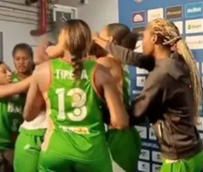 VIDEO: jugadoras del mismo equipo explotan en plena entrevista y protagonizan fuerte pelea