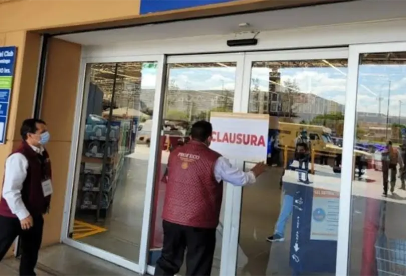 La Profeco clausur&oacute; un Sams Club. 