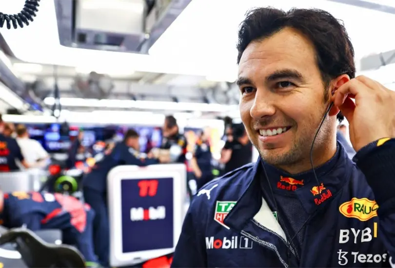 Checo Pérez será protagonista de un documental Checo Pérez será protagonista de un documental