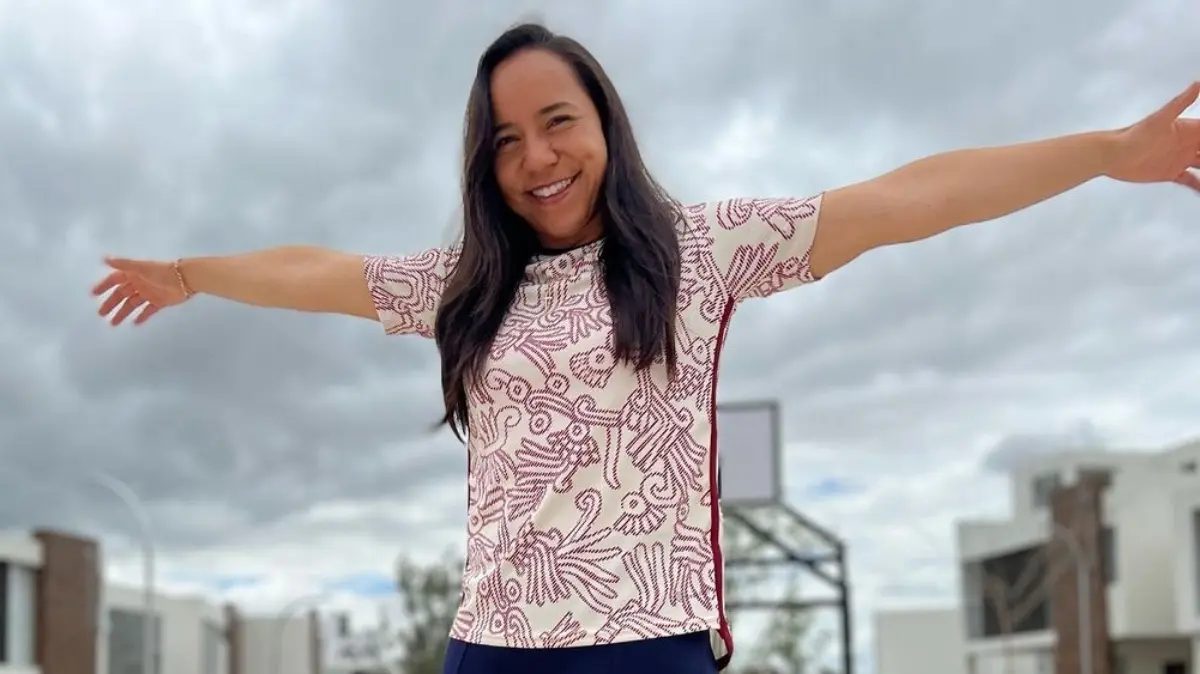 Charlyn Corral ha sido de las futbolistas mexicanas más destacadas en los últimos años, ya que al no haber futbol profesional en México, fue a Europa donde demostró su talento al ganar el pichichi en una ocasión cuando jugaba con el Levante, además de estar en diferentes ocaisones en el once ideal de la Liga Ibedrola en España. 