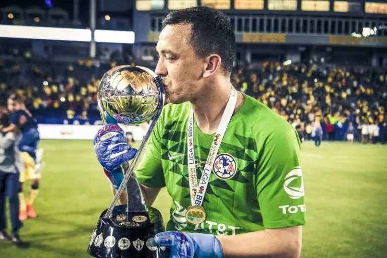 Agustín Marchesín ya se coronó campeón con América. Galería Referee