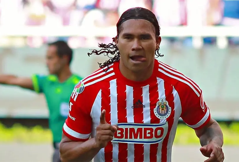 Gullit Peña recordó que ayudó a las Chivas a salvarse del descenso. Gullit Peña recordó que ayudó a las Chivas a salvarse del descenso.
