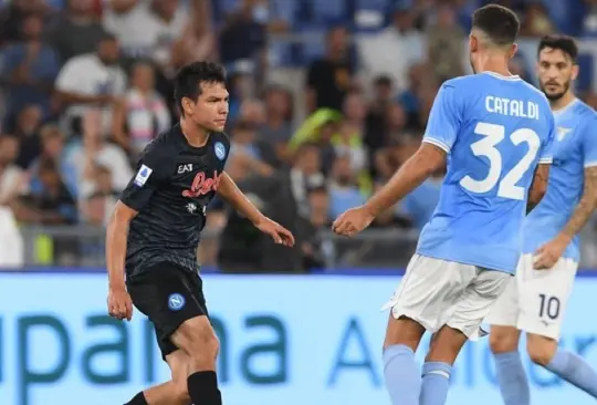 Chucky Lozano salió del Napoli vs Lazio por un golpe en la cabeza