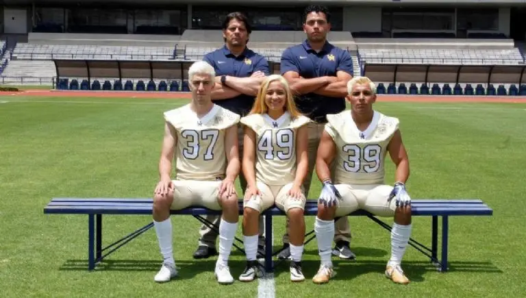 Andrea Martínez con los Pumas. @PumasCU_fba