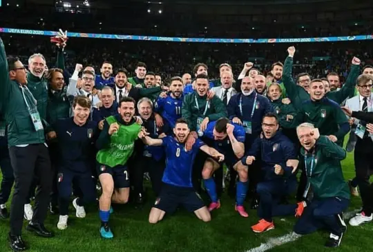 Una de las figuras del futbol italiano fue declarado culpable y deberá paga su sanción.