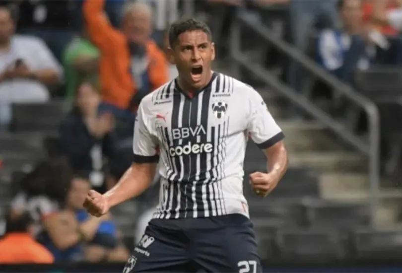 Luis Romo celebra uno de los goles de Rayados a Cruz Azul. Luis Romo celebra uno de los goles de Rayados a Cruz Azul.