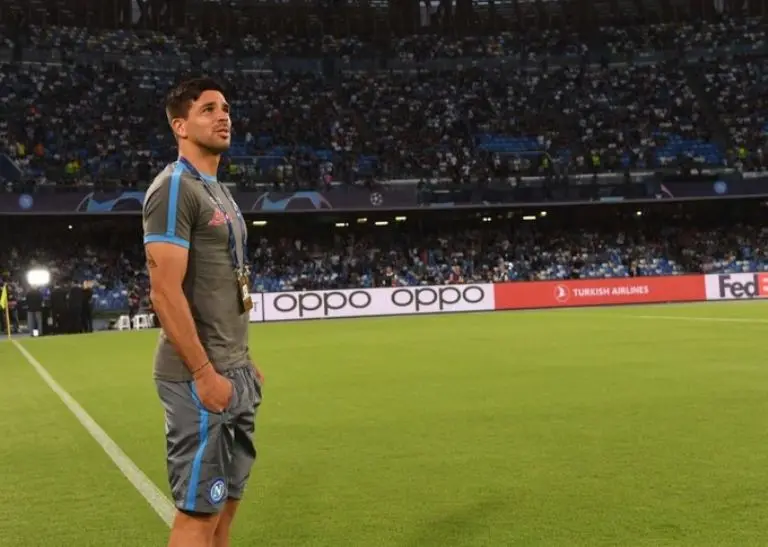 Giovanni Simeone marcó en la goleada del Napoli sobre el Liverpool. Foto: Twitter @en_sscnapoli<br>·