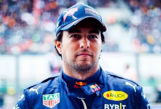 Sergio Checo Pérez no anda muy contento con las estrategias de Red Bull en su auto. Sergio Checo Pérez no anda muy contento con las estrategias de Red Bull en su auto.