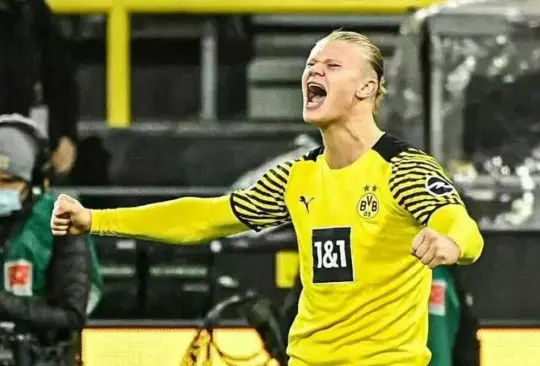 Erling Haaland no mantuvo del todo sano el vestidor del Borussia Dortmund. Erling Haaland no mantuvo del todo sano el vestidor del Borussia Dortmund.