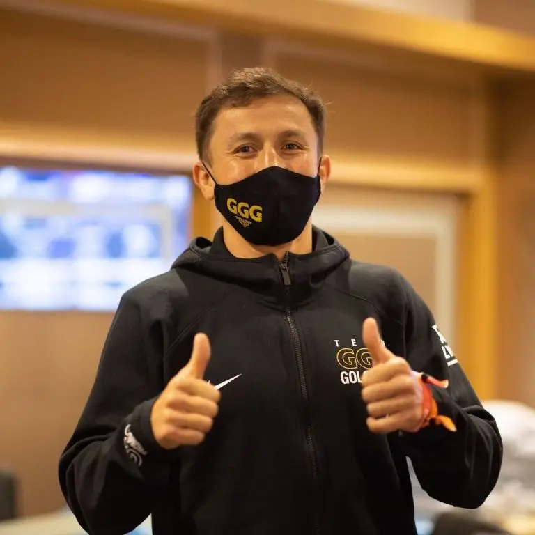 Golovkin en sus tiempos libres acude a pescar con sus familiares o amigos. Foto: Instagram @gggboxing