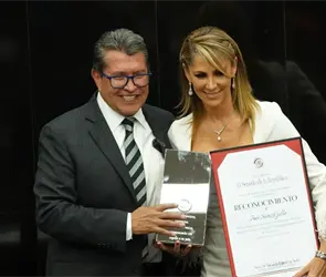 In&eacute;s Sainz y Vanessa Huppenkothen reciben reconocimiento del Senado; &iquest;de qu&eacute; se trata?