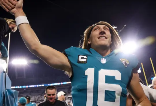 Los Jacksonville Jaguars tuvieron un regreso espectacular en la ronda de comodines para vencer de último segundo a los Chargers de la mano de Trevor Lawrence.