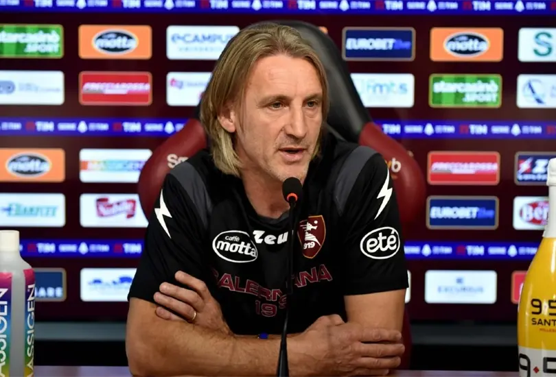 El Salernitana, de Guillermo Ochoa, tendrá nuevo DT tras el despido de Davide Nicola El Salernitana, de Guillermo Ochoa, tendrá nuevo DT tras el despido de Davide Nicola