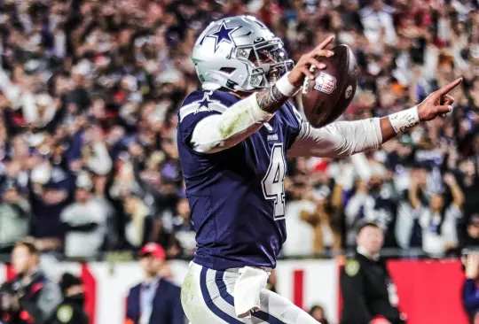 Dak Prescott brilló para que los Dallas Cowboys lograran clasificar a la ronda divisional tras vencer contundentemente a Tampa Bay de Tom Brady.