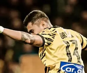 VIDEO: Orbelín Pineda le muestra los ´pasos prohibidos´ a todo Grecia con gol incluido