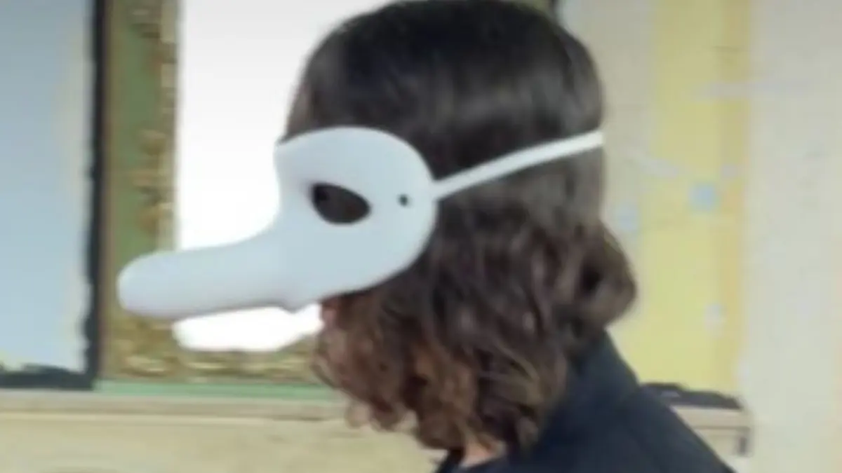 Dicha l&iacute;nea ha corrido a cargo del dise&ntilde;ador Antonio Zaragoza, aficionado 'rojiblanco' que se convirti&oacute; en el primer mexicano en presentar su colecci&oacute;n en la Fashion Week de Par&iacute;s.