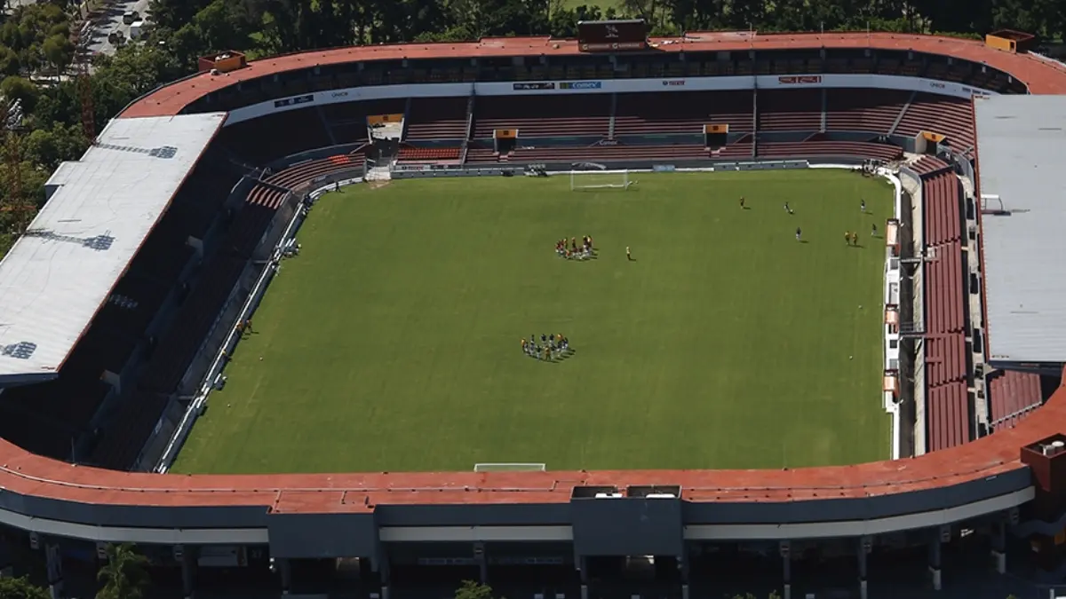 ESTADIO TRES DE MARZO. El lugar que alguna vez alberg&oacute; juegos de Primera Divisi&oacute;n del Futbol mexicano se ubica en el interior de la Universidad Aut&oacute;noma de Guadalajara.
