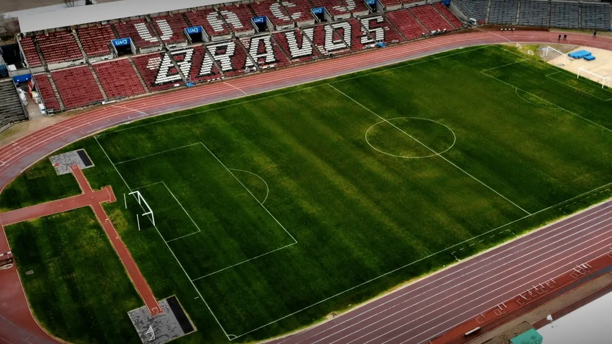 ESTADIO OL&Iacute;MPICO BENITO JU&Aacute;REZ. La casa de los Bravos y las Bravas pertenece a la Universidad Aut&oacute;noma de Ciudad Ju&aacute;rez aunque entre dichos lugares existe una distancia promedio de cinco kil&oacute;metros.