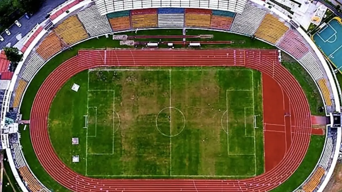 ESTADIO OL&Iacute;MPICO DE VILLAHERMOSA. Se encuentra en Tabasco y alberga los juegos como local de la filial de los Pumas de dicha zona. Forma parte de la Unidad Deportiva perteneciente a la Escuela Normal Superior de Educaci&oacute;n F&iacute;sica.