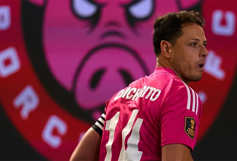 Porcinos FC anunci&oacute; en sus redes sociales que el Chicharito Hern&aacute;ndez dejar&aacute; de ser su jugador tras participar una vez en la Kings League.