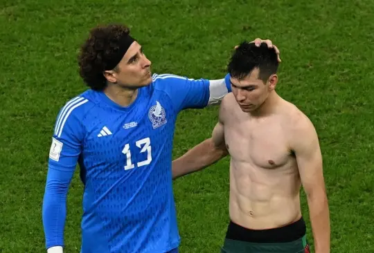 Guillermo Ochoa y Chucky Lozano se mandaron mensajes tras el Napoli vs Salernitnana Guillermo Ochoa y Chucky Lozano se mandaron mensajes tras el Napoli vs Salernitnana