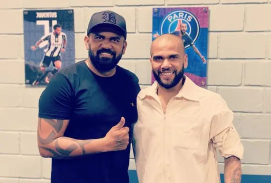 El hermano de Dani Alves reveló la actualidad del exfutbolista brasileño.