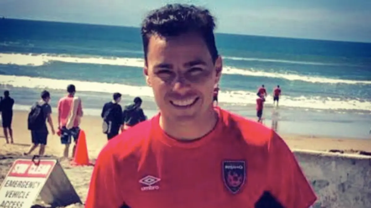 OMAR BRAVO. La leyenda de Chivas llegó a Tigres en 2009 luego de que se decidiera traerlo de regreso de su aventura por España con el Deportivo La Coruña. Solamente duró cuatro meses en Nuevo León ya que únicamente fue requerido de febrero a junio de dicho año.