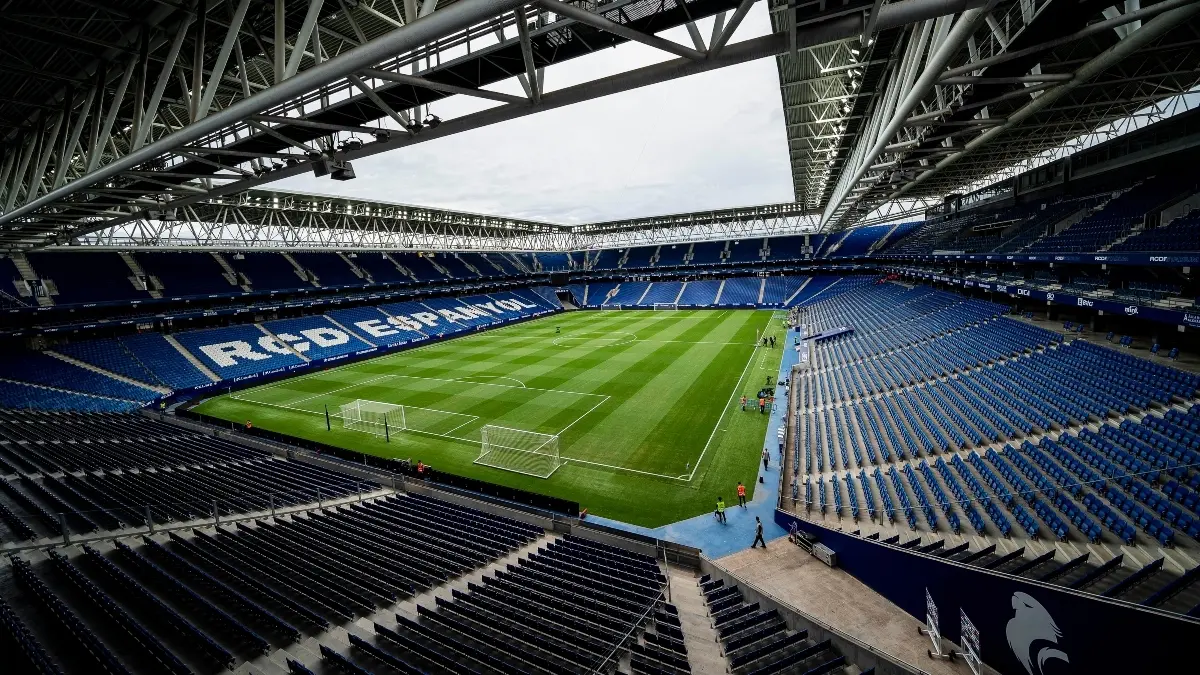 RCDE STADIUM. El Espanyol de Barcelona aceptó que la constructora de Slim tuviera a su cargo la edificación del estadio con capacidad para 40 mil 500 aficionados. Además de eso, también se encargó de las oficinas corporativas y el museo del equipo.