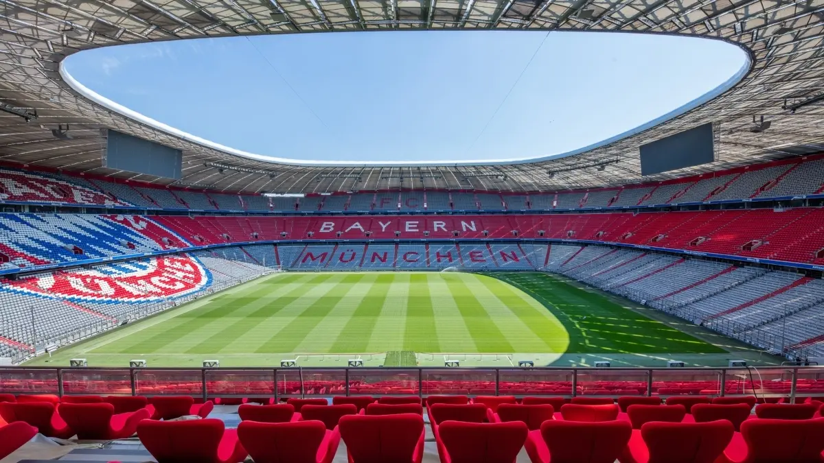 ALLIANZ ARENA. Carlos Slim estuvo presente en la construcción de la casa del Bayern Munich gracias a la constructora de la que es propietario FFC (Fomento de Construcciones y Contratas).