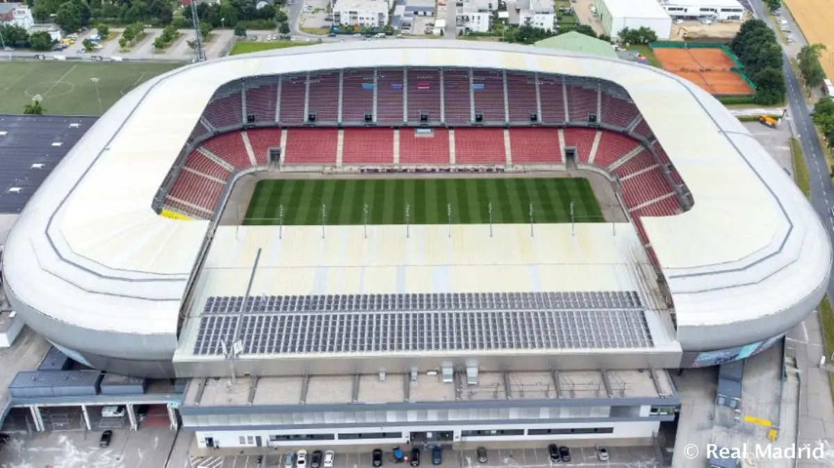 WORTHERSEE STADION. La empresa del mexicano contribuyó a la edificación de este recinto en Austria, el cual fue sede de la Eurocopa 2008 que al mismo tiempo también se celebró en Suiza.