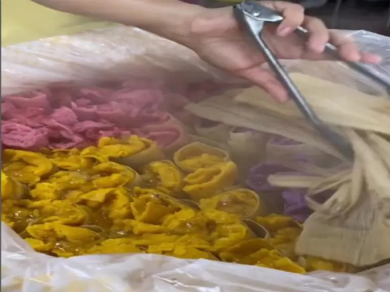 Los sabores como chicharrón y pastor son los más vendidos del lugar. Captura de pantalla