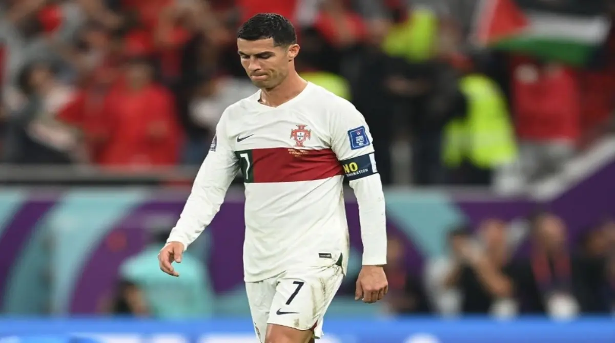 Qatar 2022 fue el último Mundial del portugués, luego de haber disputado cinco y convertirse en la máxima figura de su Selección, y en un mensaje en Instagram confirmó que pese a la dolorosa eliminación, su camino había finalizado, unos días después de que se confirmara su desvinculación con el Manchester United por las declaraciones hacia el equipo.