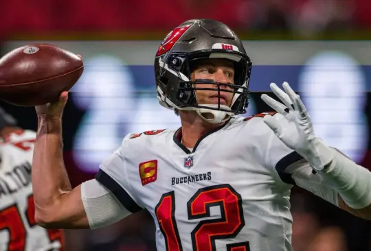 Tom Brady busca llevar a los Tampa Bay Buccaneers a la victoria en la ronda de comodín de los NFL Playoffs 2022 Tom Brady busca llevar a los Tampa Bay Buccaneers a la victoria en la ronda de comodín de los NFL Playoffs 2022