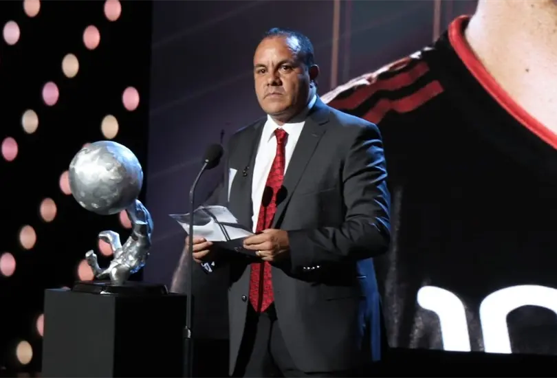 Cuauht&eacute;moc Blanco mostr&oacute; su enojo con la falta de humildad en varios futbolistas mexicanos