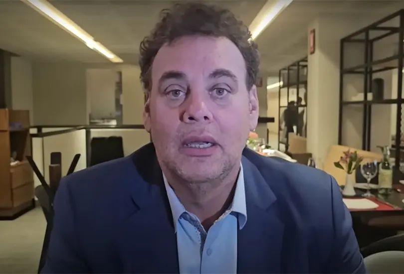 El periodista no dud&oacute; en cuestionar a la directiva azulcrema por los rumores que han surgido en el presente mercado.