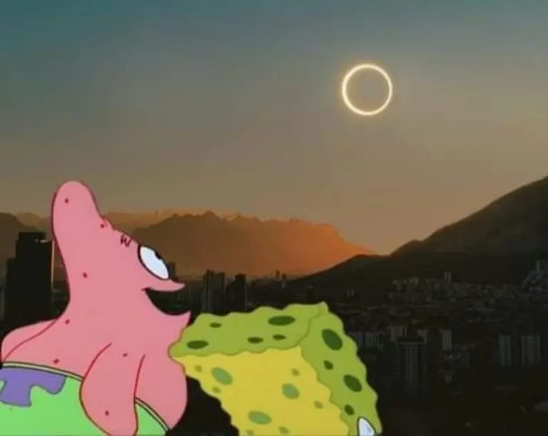 Captura de pantalla de los memes del eclipse solar.