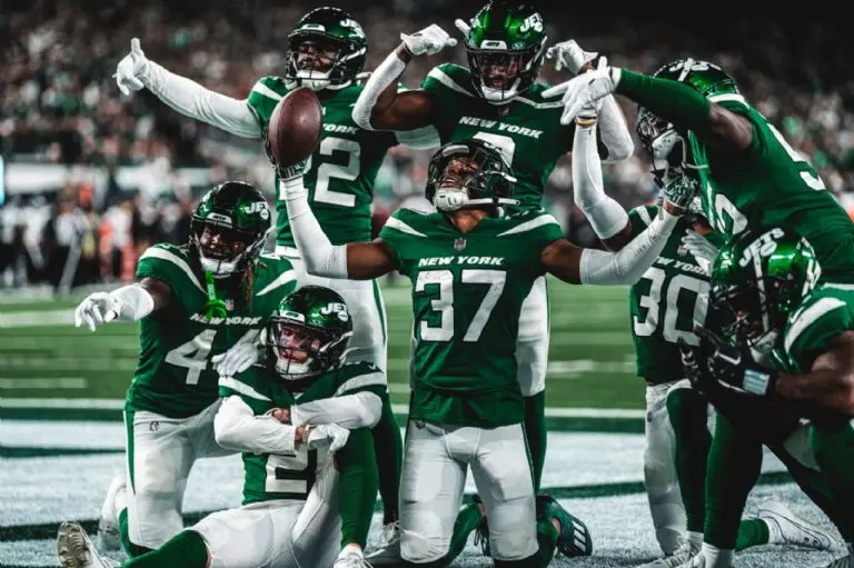 La defensa de los Jets fue clave para quitarle el invicto a Philadelphia. @nyjets