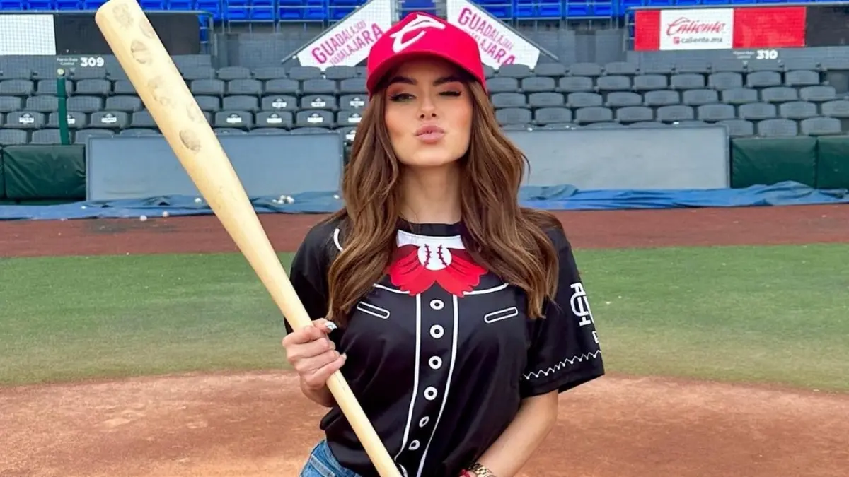 Los deportes no son desconocidos para ella, pues también es conductora de una sección deportiva bastante reconocida.